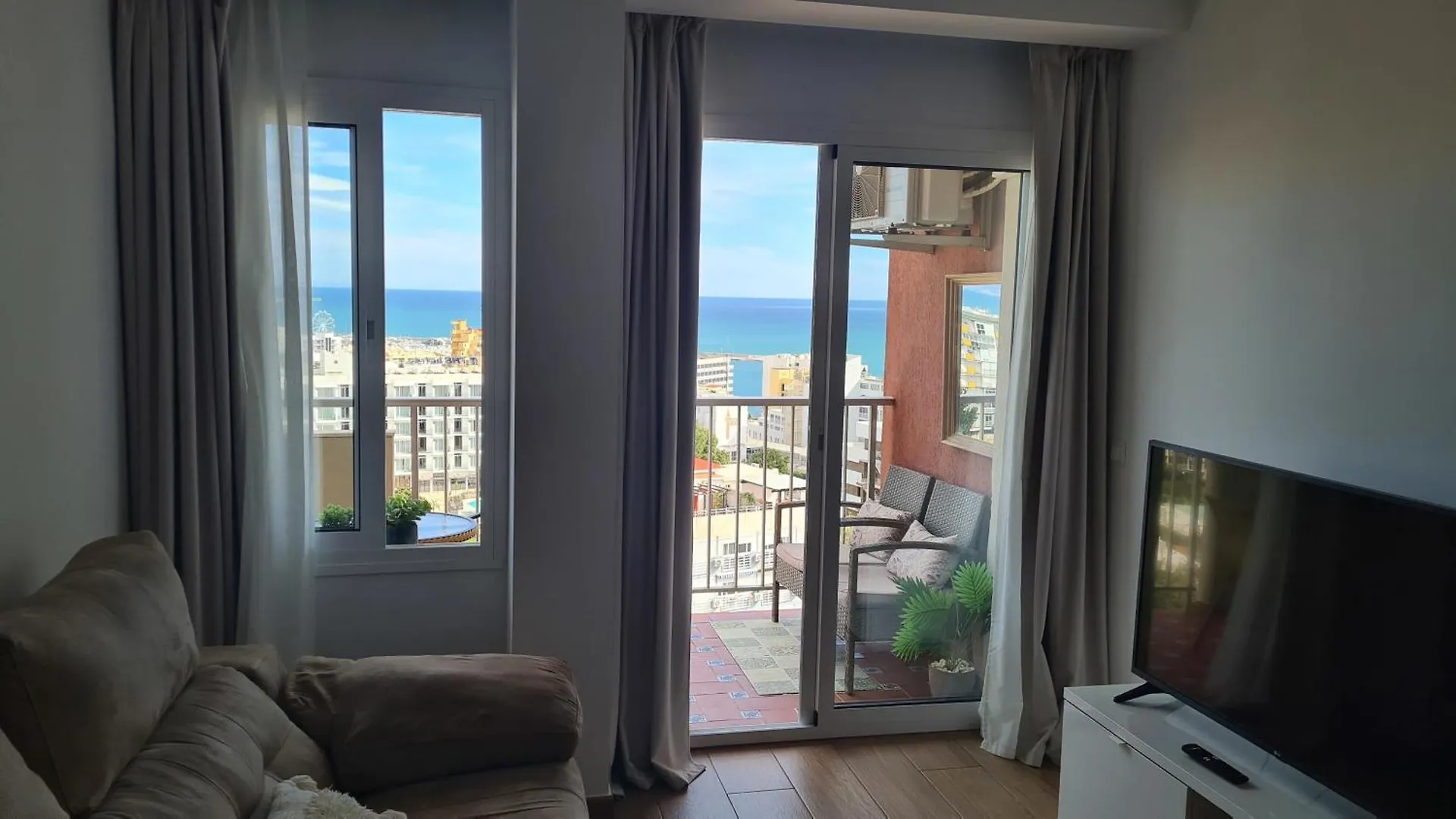 Benalmadena Jupiter -Ocean View 1Bedroom Apartment España